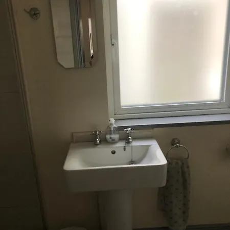 Apartment The Snug, Village